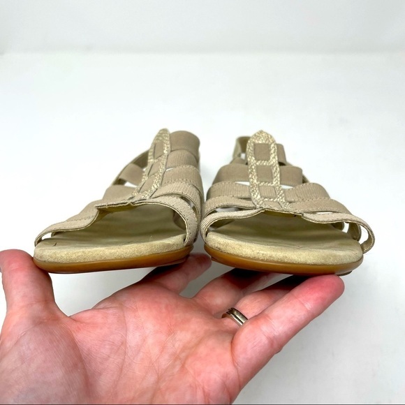 Munro Snakeskin-Look Leather & Elastic Sandals | Size 7.5 - Picture 7 of 10